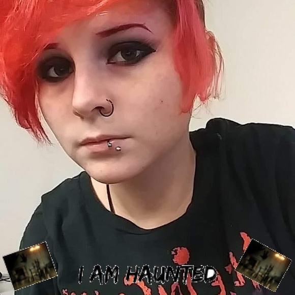 Meet your Posher, Chris - Picture 1 of 1